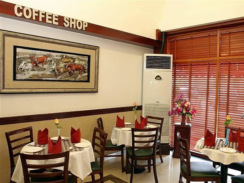 **  Hyde Park Hotel Dubai United Arab Emirates